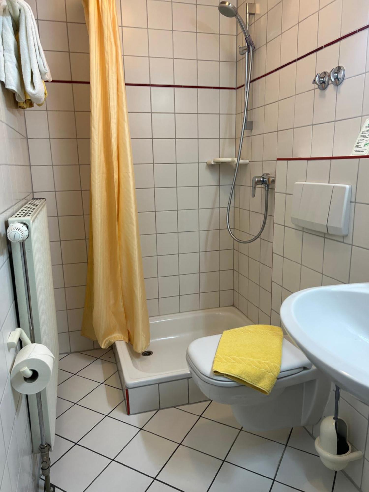 Hotel Cronberger Hof Ladenburg Ngoại thất bức ảnh