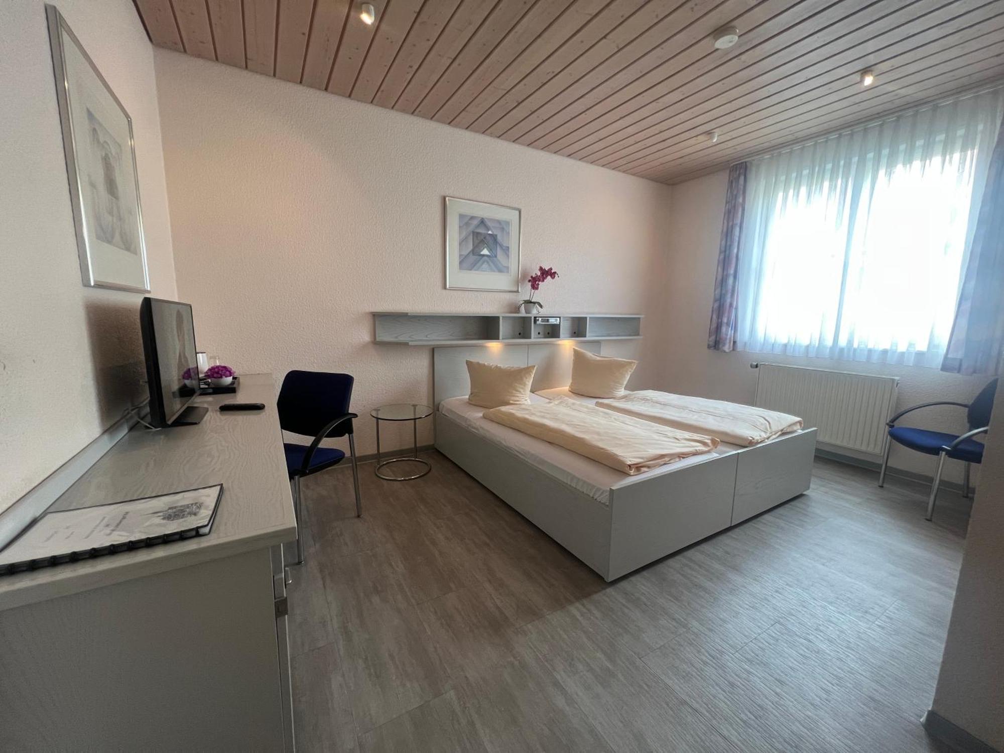 Hotel Cronberger Hof Ladenburg Ngoại thất bức ảnh